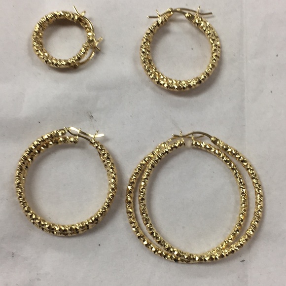 New 14k yellow gold hoop earrings - Picture 7 of 12